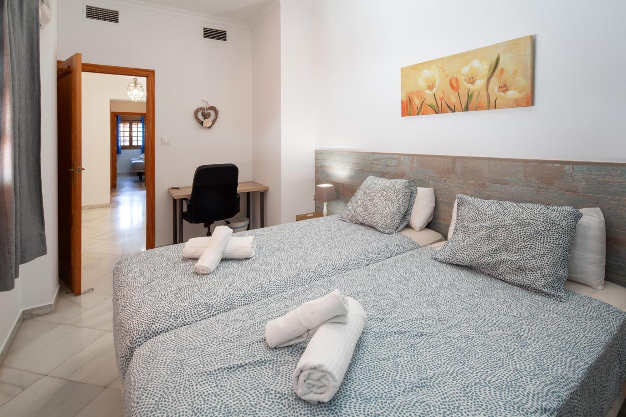 Wonderful 3 Bedroom Flat In The Heart Of Triana Apartment Seville