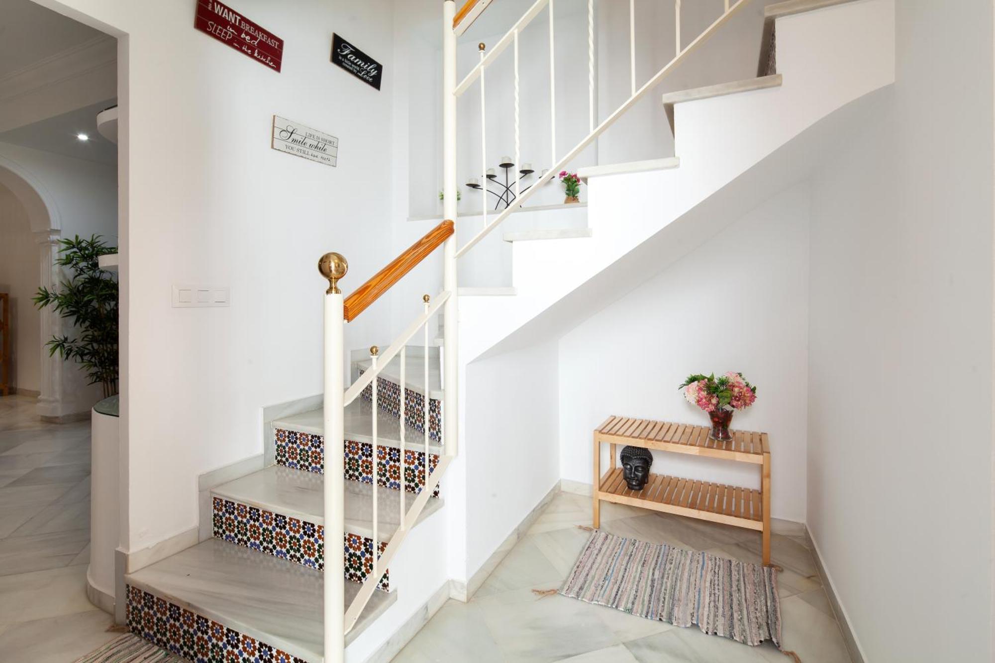 Apartment Wonderful 3 Bedroom Flat In The Heart Of Triana *